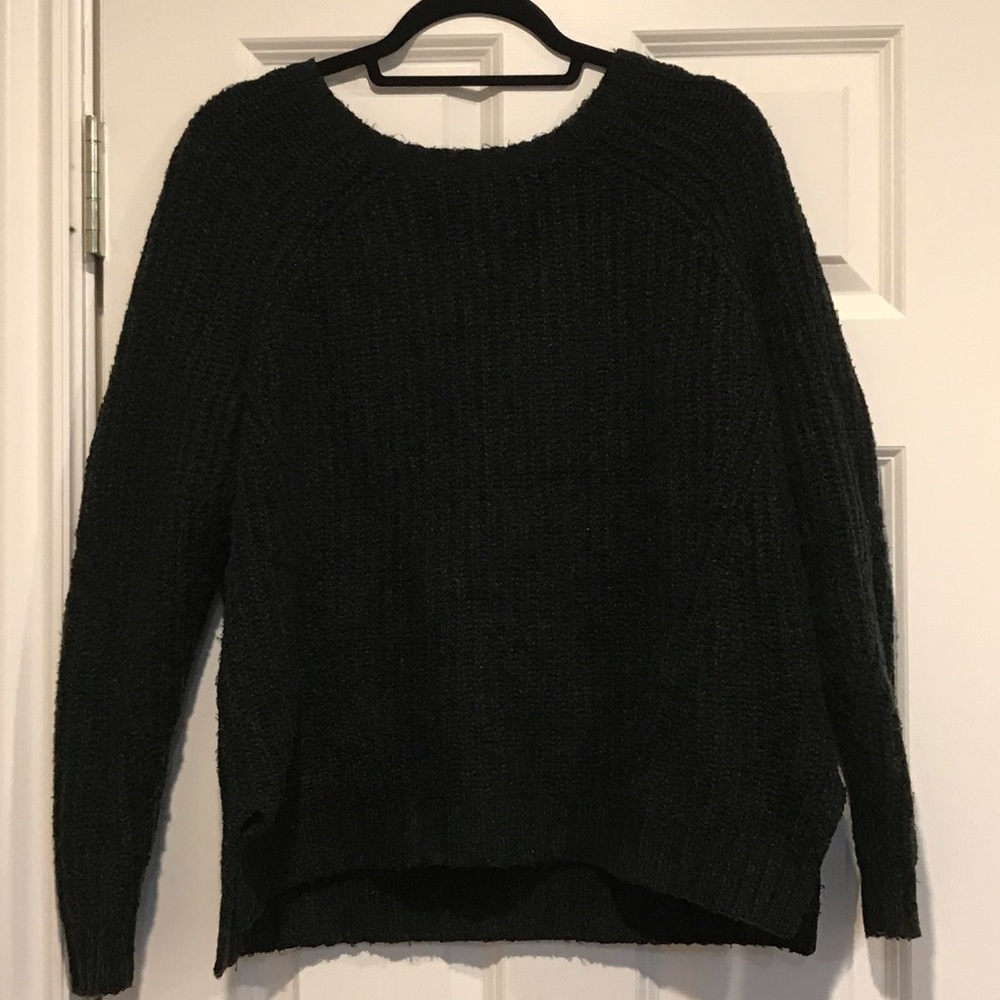 American Eagle sweater